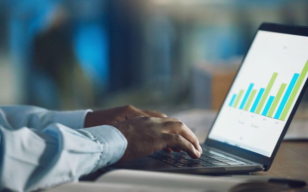 financial planning and analysis